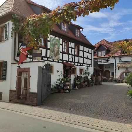 Gutsherrenhaus * Maikammer
